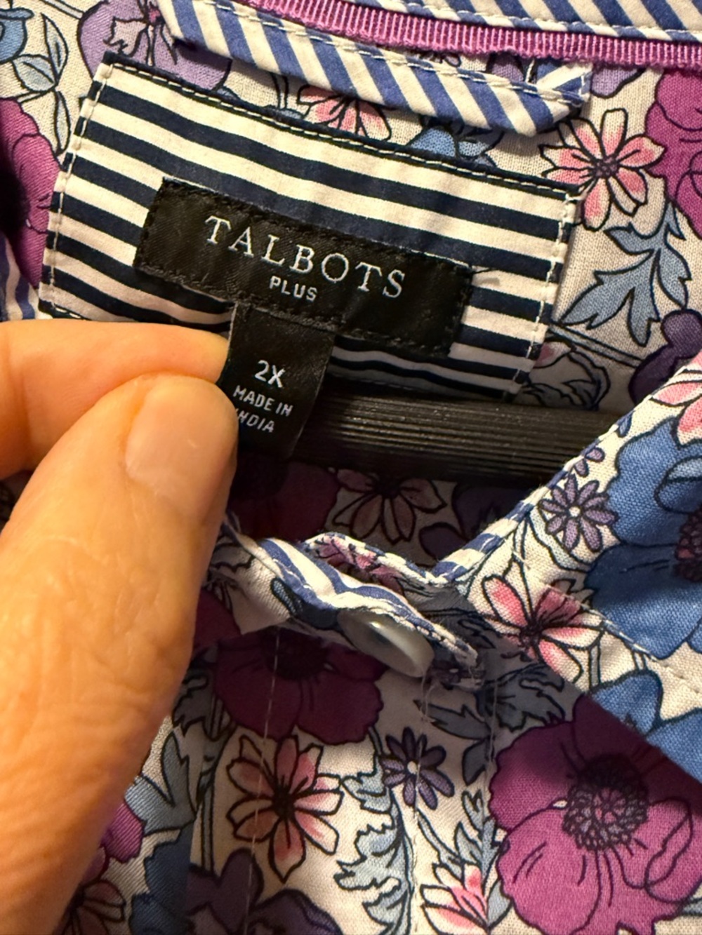 Talbots lightweight floral cotton blouse 2X - Picture 6 of 10